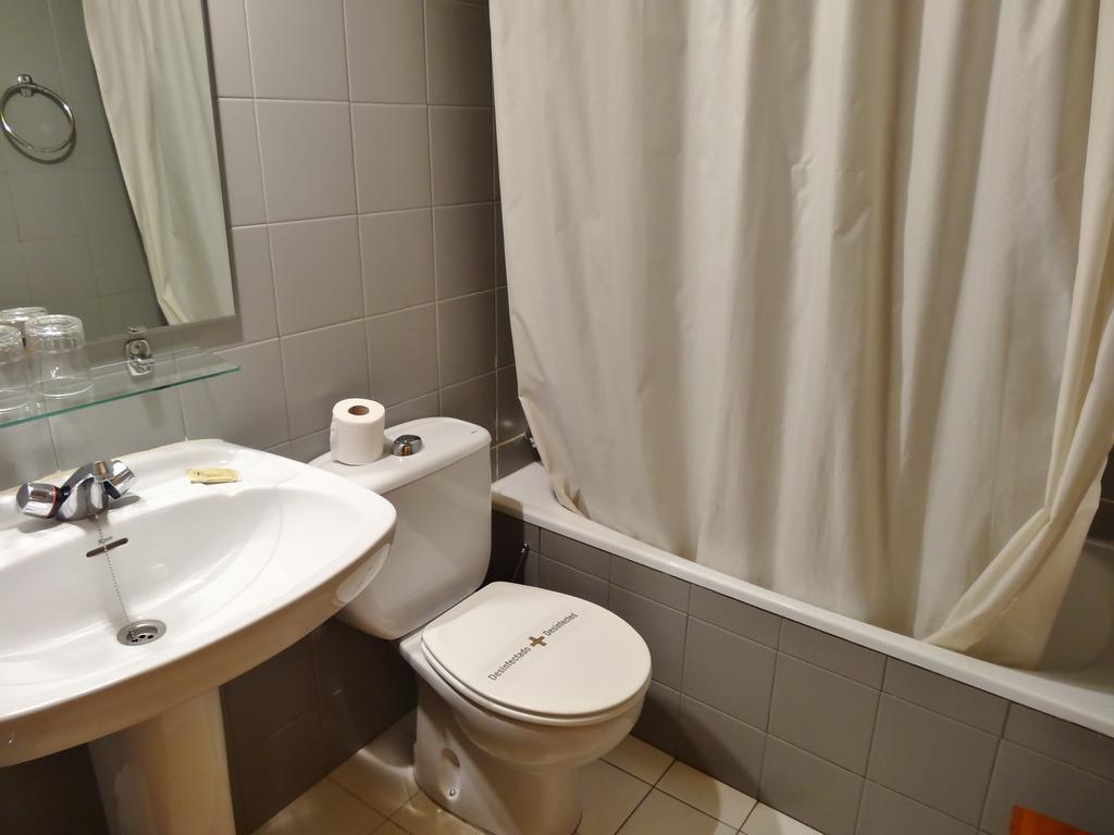 Hostal Casa Laplaza Hotel San Juan De Plan Bilik gambar